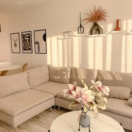 Sunset View 2 Bedroom * 阿德耶